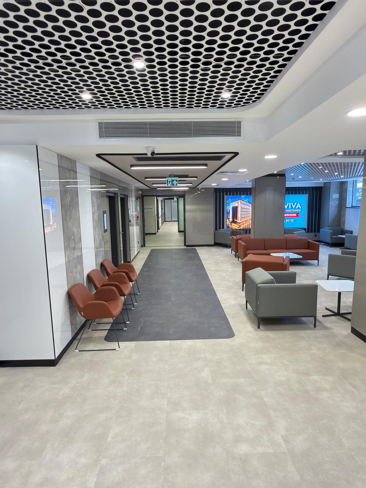 Daviva Avcılar Hastanesi servis koridoru